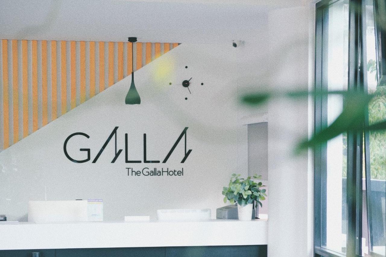The Galla Hotel Ranong Bagian luar foto