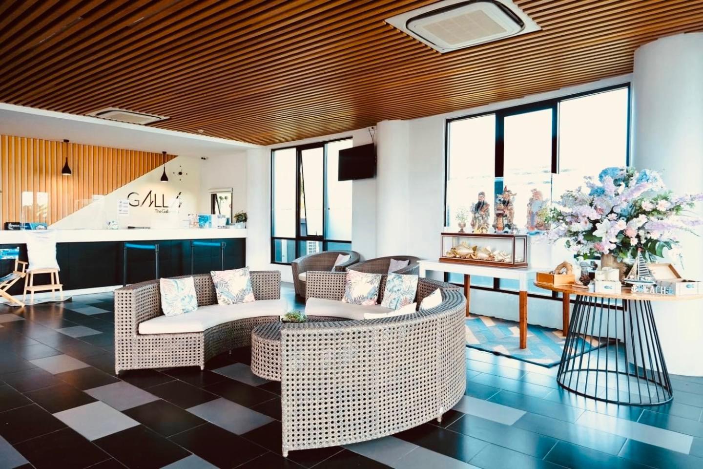 The Galla Hotel Ranong Bagian luar foto