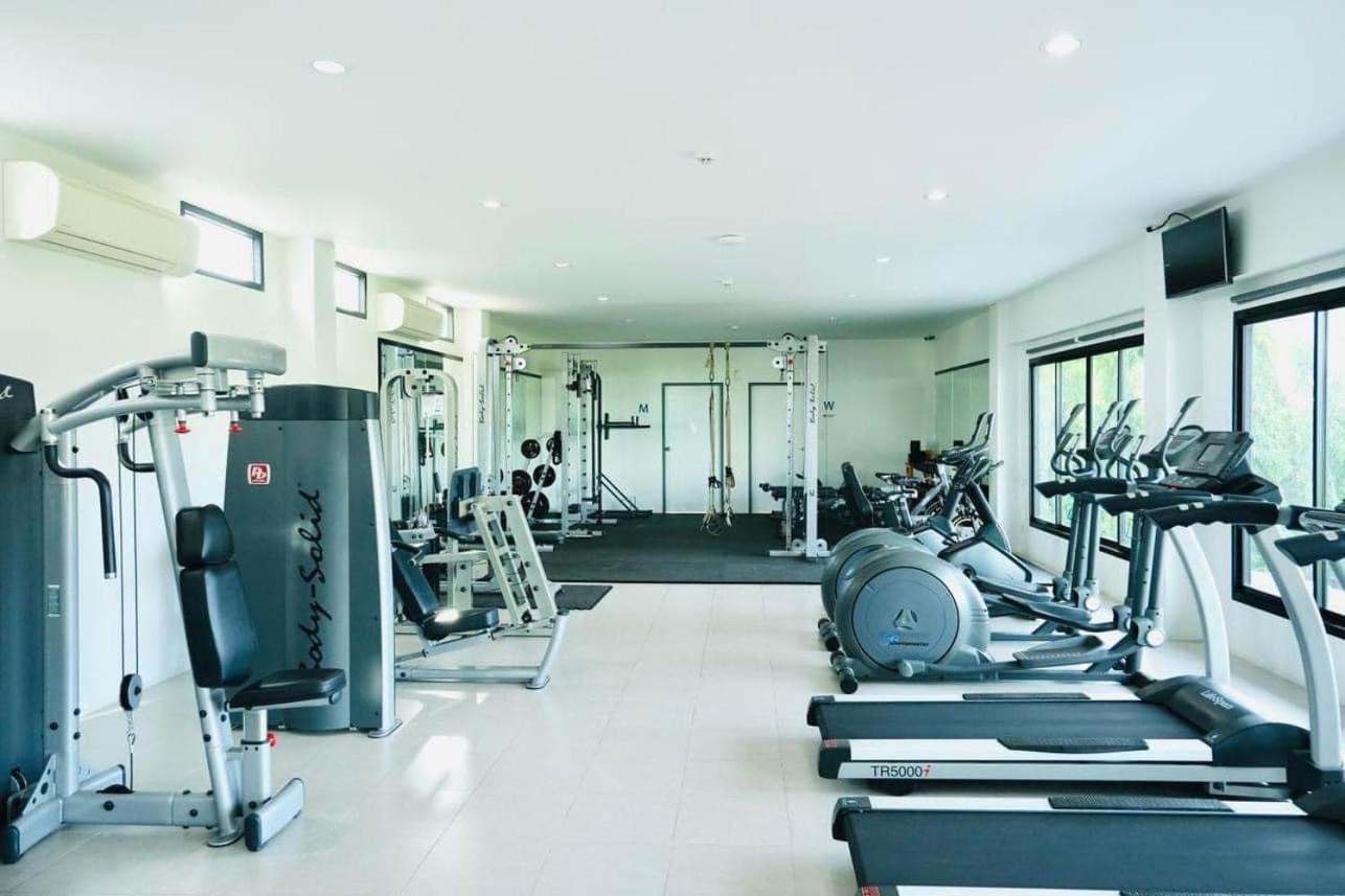 The Galla Hotel Ranong Bagian luar foto